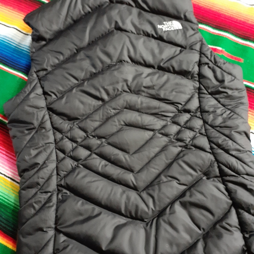 The North Face 550 puffer vest - Picture 2 of 4